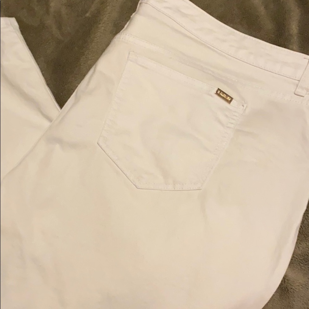 Jennifer Lopez Capri Jeans